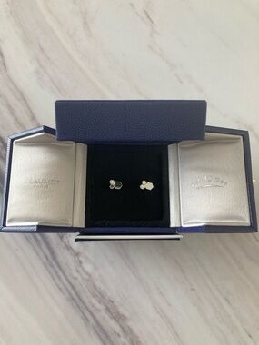 CHAUMET Hexagon White Gold Stud Earrings - Unbranded